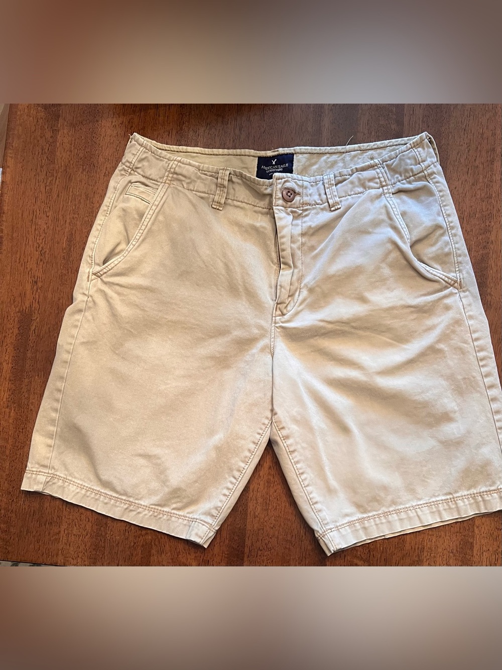 American Eagle Outfitters Men’s Tan Flat Front Cotton Shorts